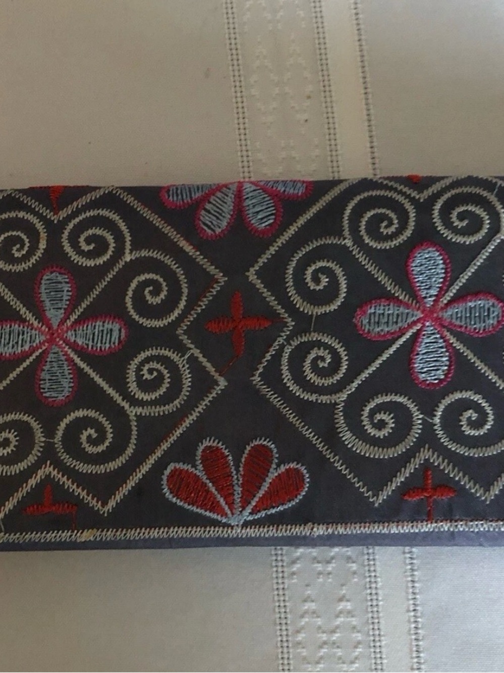 Embroidered Floral Wristlet Clutch - Gray with Red & Light Blue Accents